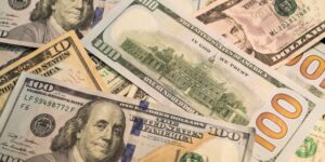 Lý do bạn nên nạp tiền